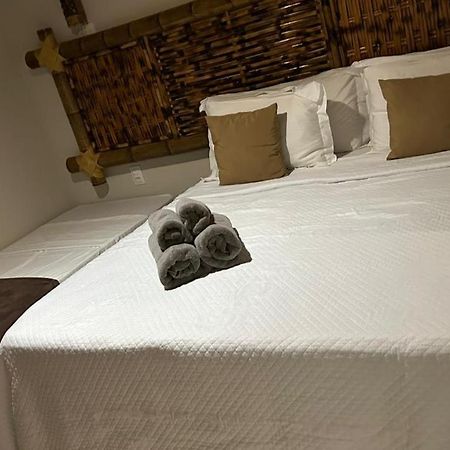 Готель Casa Do Imperador Фернанду-де-Нороння Екстер'єр фото
